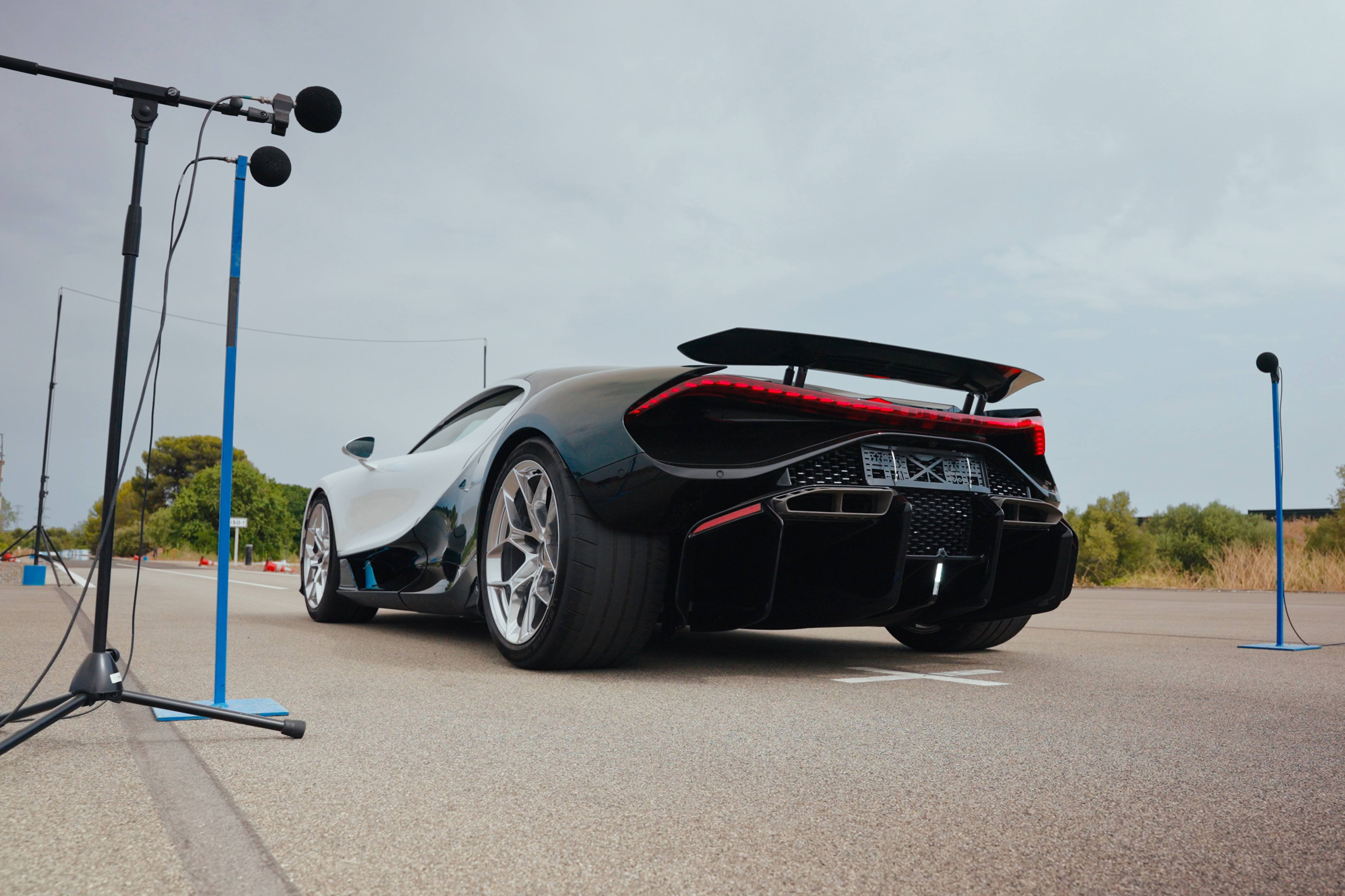 The latest episode of the documentary series ‘A New Era’ focuses on the development, refinement, and approval of the engine sound of Bugatti’s new mechanical heart.